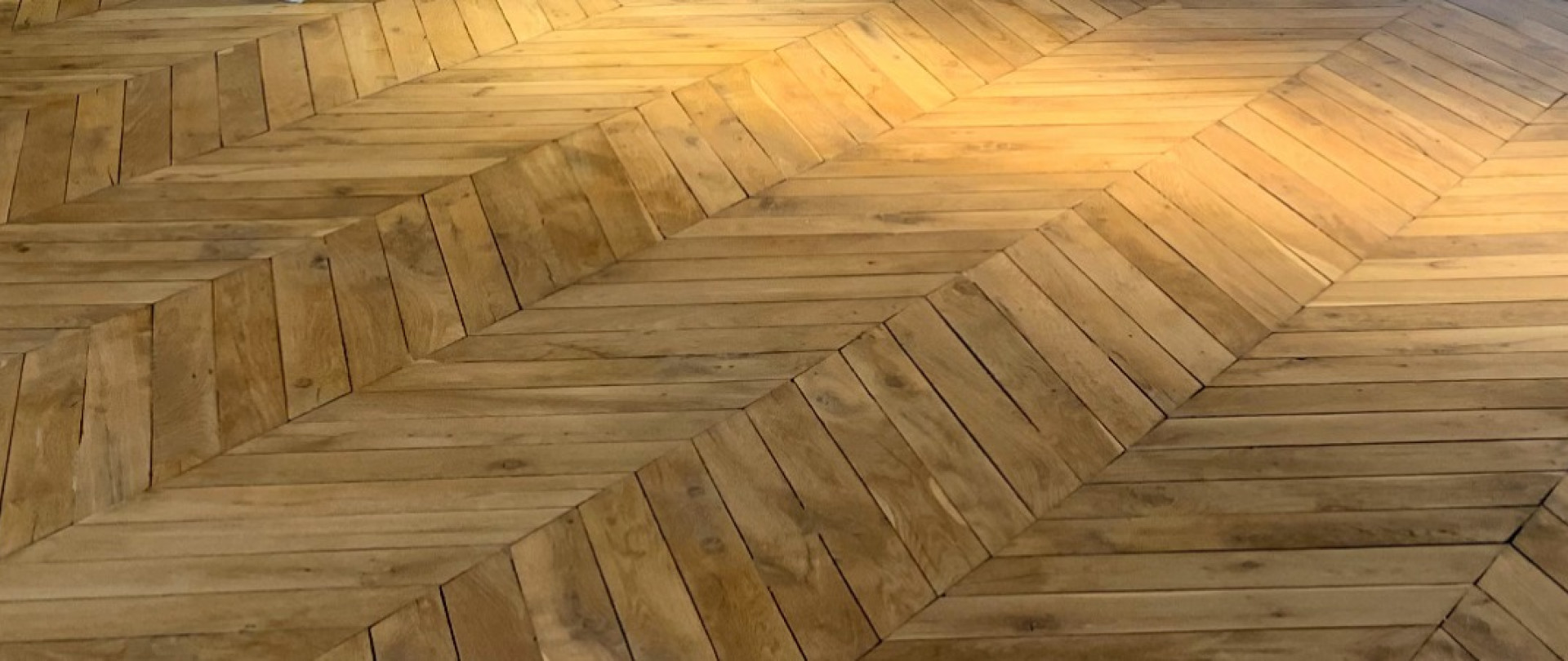 Etude, fabrication et installation Parquet neuf et rénovation sur mesure