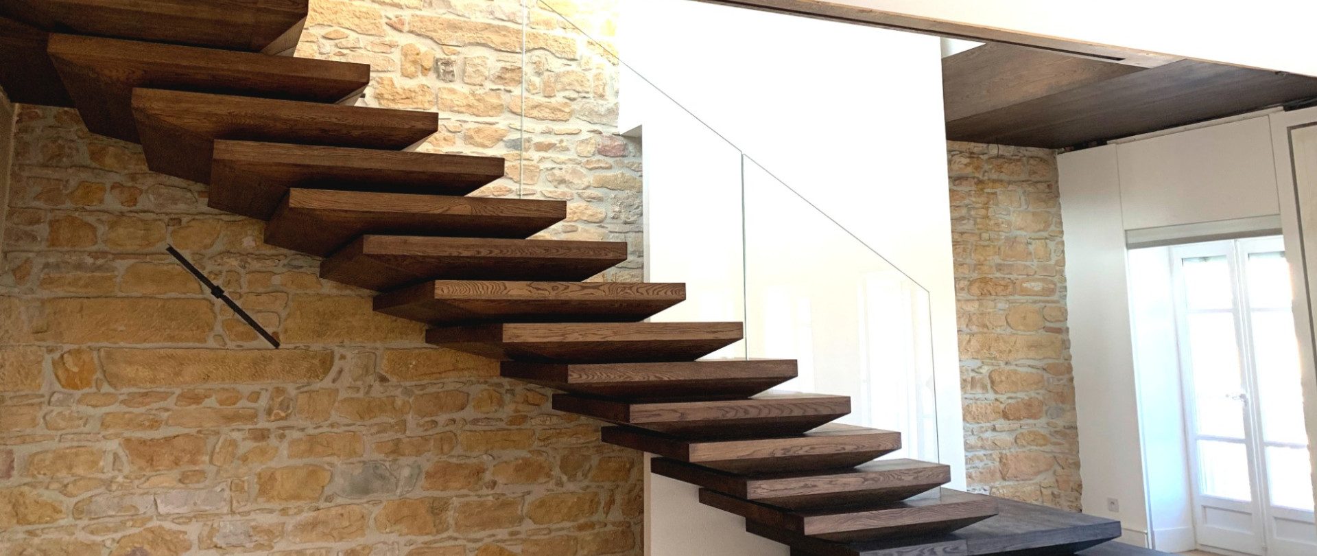 Etude, fabrication et installation Escalier bois sur mesure