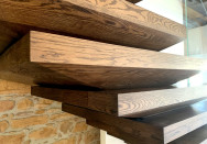 Escalier sur-mesure en bois de chêne massif à Lyon (69)