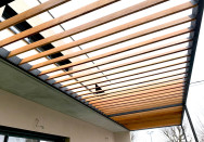 Brise-soleil sur-mesure en bois proche de Lyon (69)