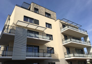 Brise-soleil sur-mesure en aluminium pour la Gendarmerie de Belleville-en-Beaujolais (69)